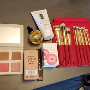 NEW Skincare/ Makeup bundle